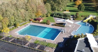 Bild Erlebnisbad von oben